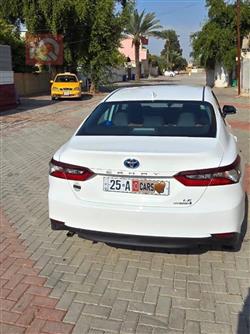 تۆیۆتا کامری